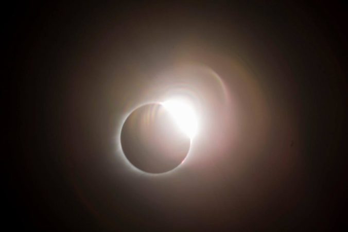 Diamond contact 2017 total eclipse - Megan Huynh